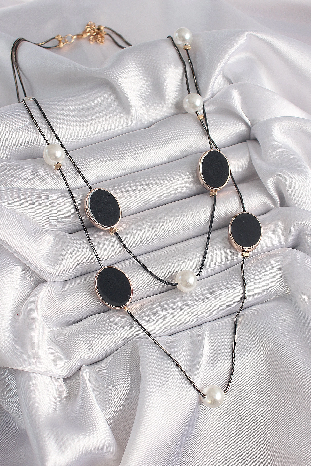 Pirinç Siyah Renk Zincir İnci Detaylı Çoklu Kadın Kolye-1