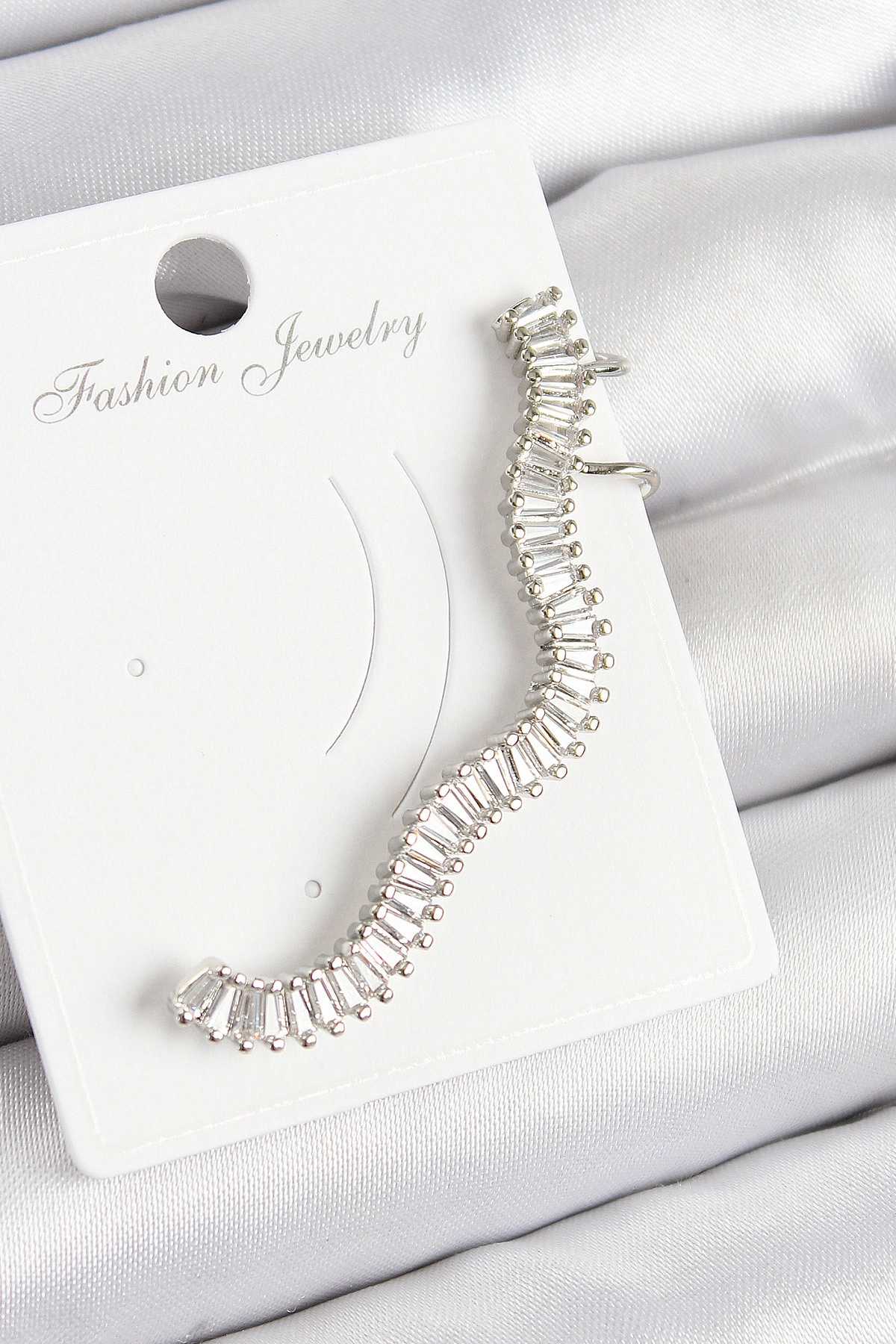 Pirinç Su Yolu Model Gümüş Renk Sağ Kıkırdak Küpe-0