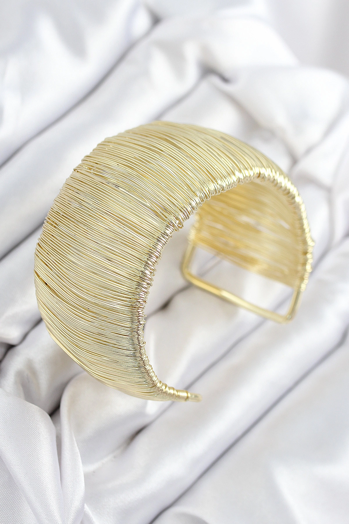 Pirinç Tel Sarma Model Gold Renk Kadın Bileklilk-0