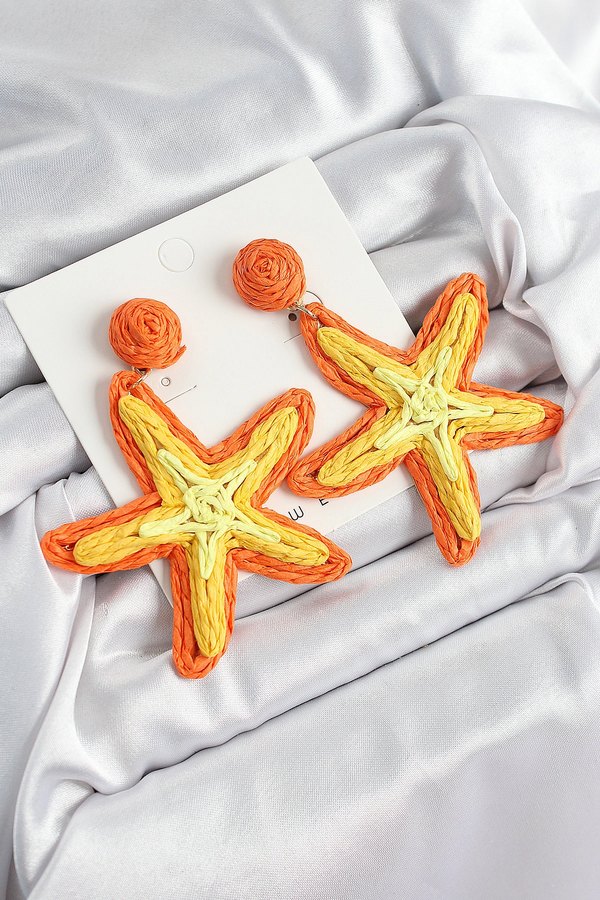 Pirinç Turuncu Deniz Yıldızı Model Gold Renk Kadın Hasır Küpe-0