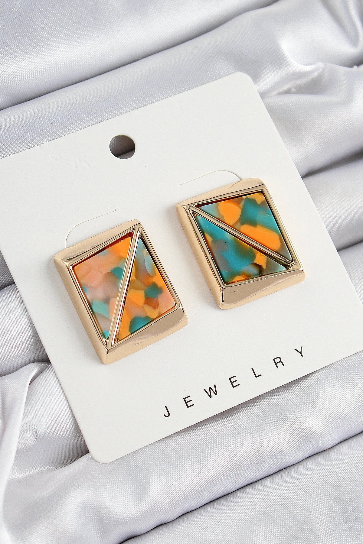 Pirinç Turuncu Yeşil Üçgen Kesim Detaylı Kare Model Vintage Gold Renk Kadın Küpe-0