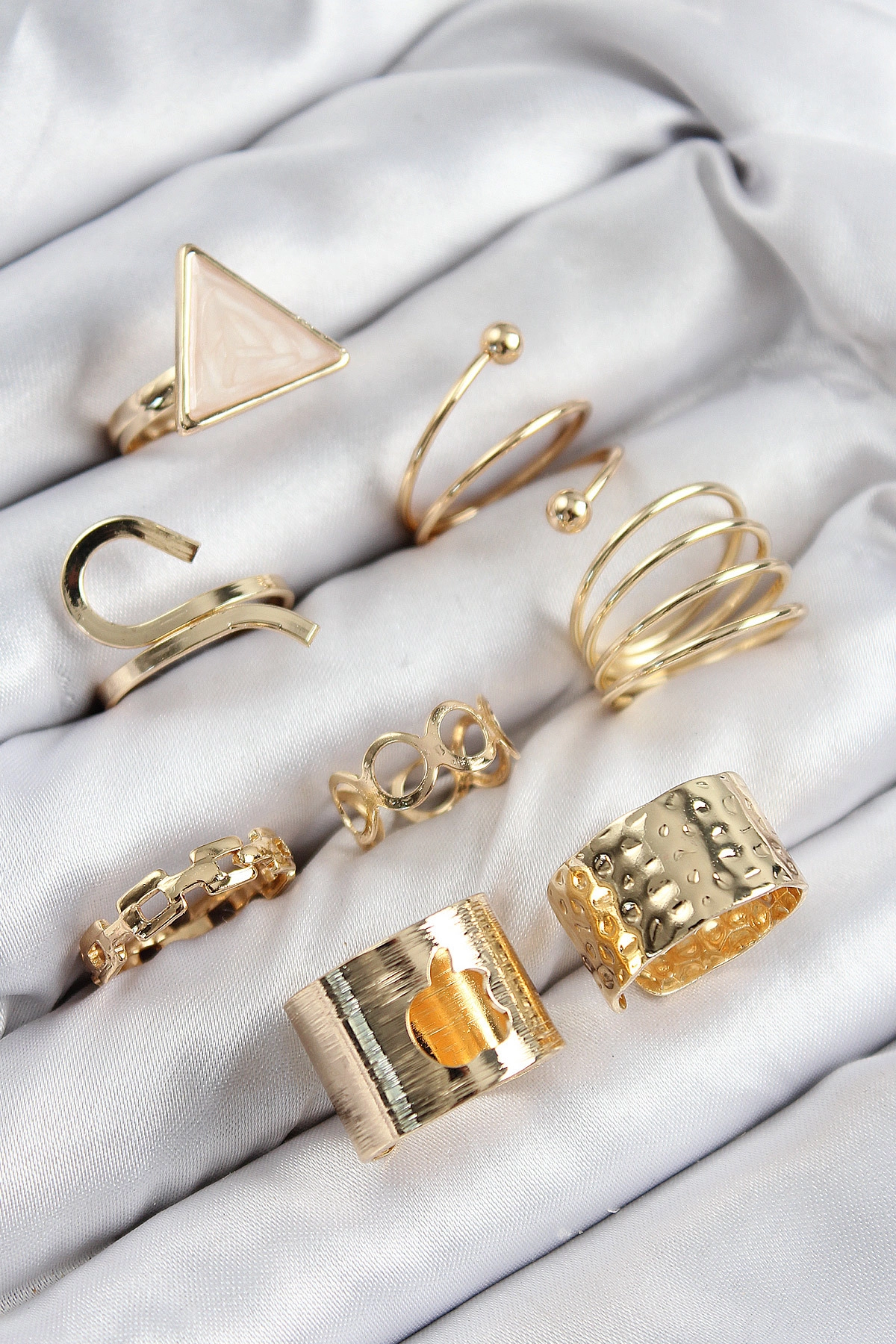 Pirinç Üçgen Model Gold Renk Kadın Yüzük Kombin Set-0