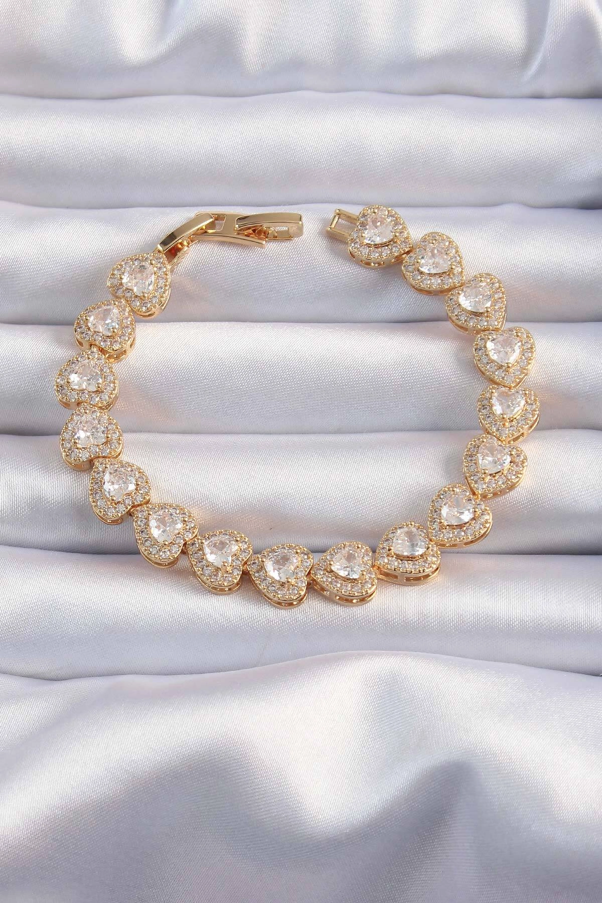 Pirinç Vip Seri Gold Renk Zirkon Taşlı Kalp Model Bileklik-0
