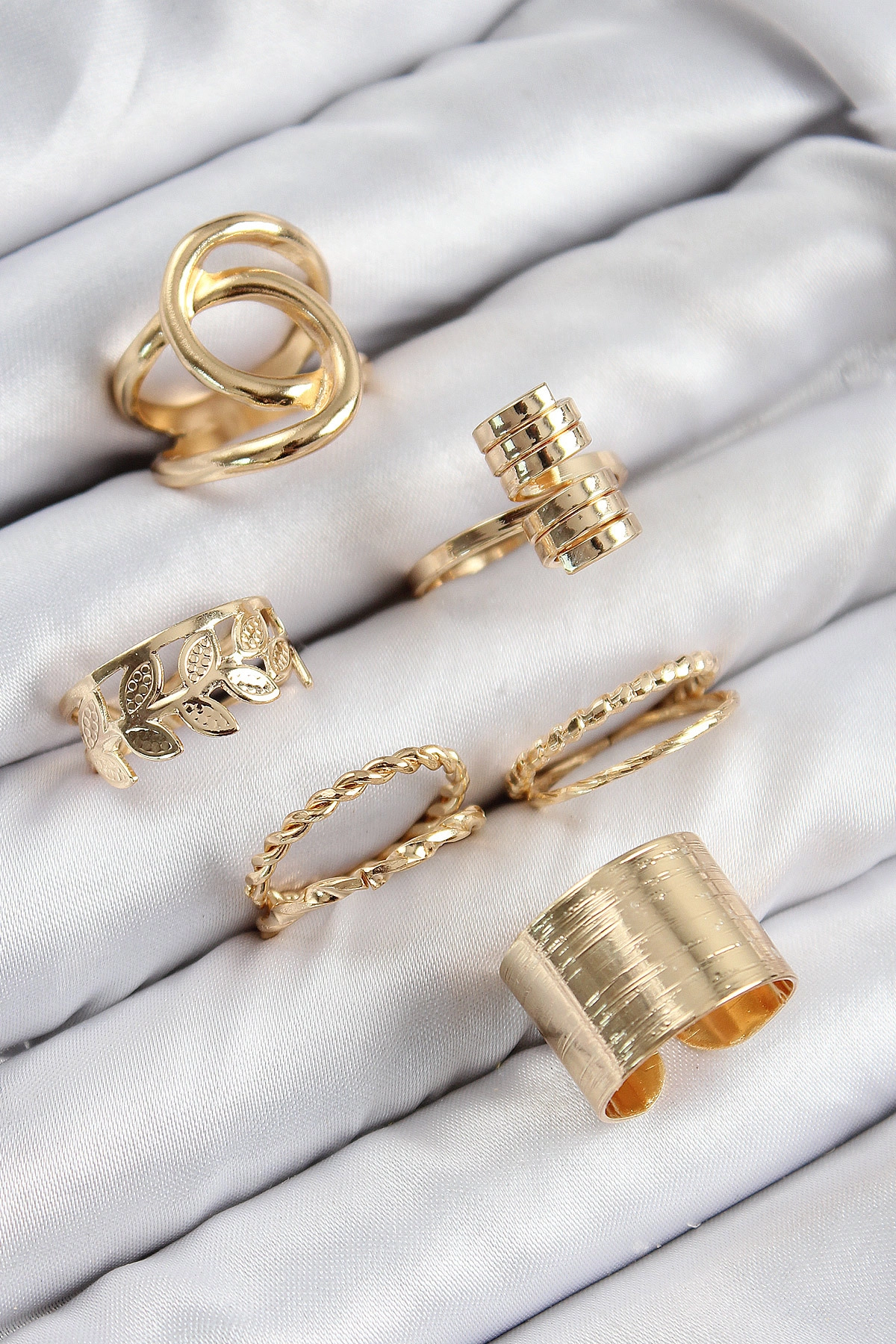 Pirinç Yaprak Model Gold Renk Kadın Yüzük Kombin Set-0