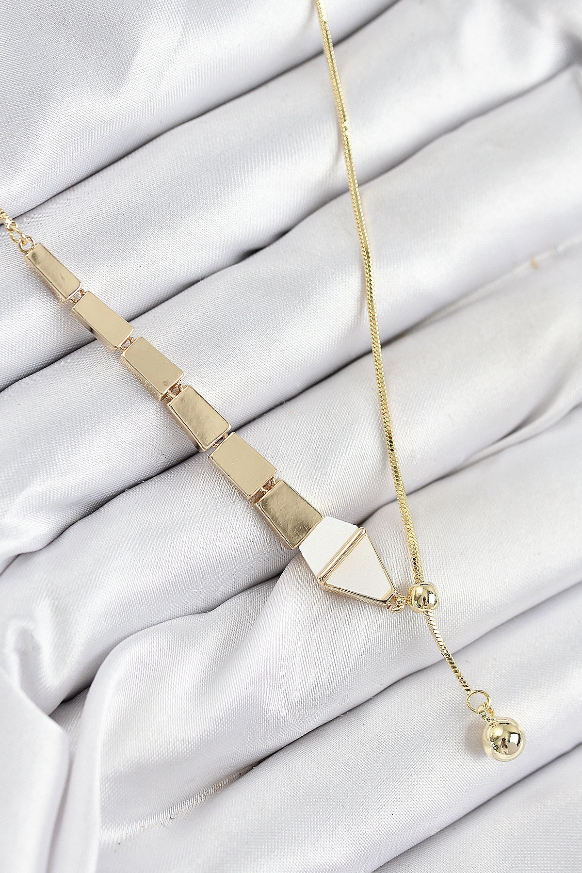 Pirinç Yılan Model Gold Renk Asansörlü Kadın Kolye-0