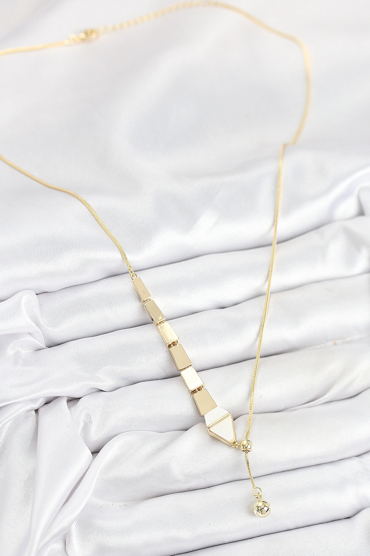 Pirinç Yılan Model Gold Renk Asansörlü Kadın Kolye-1