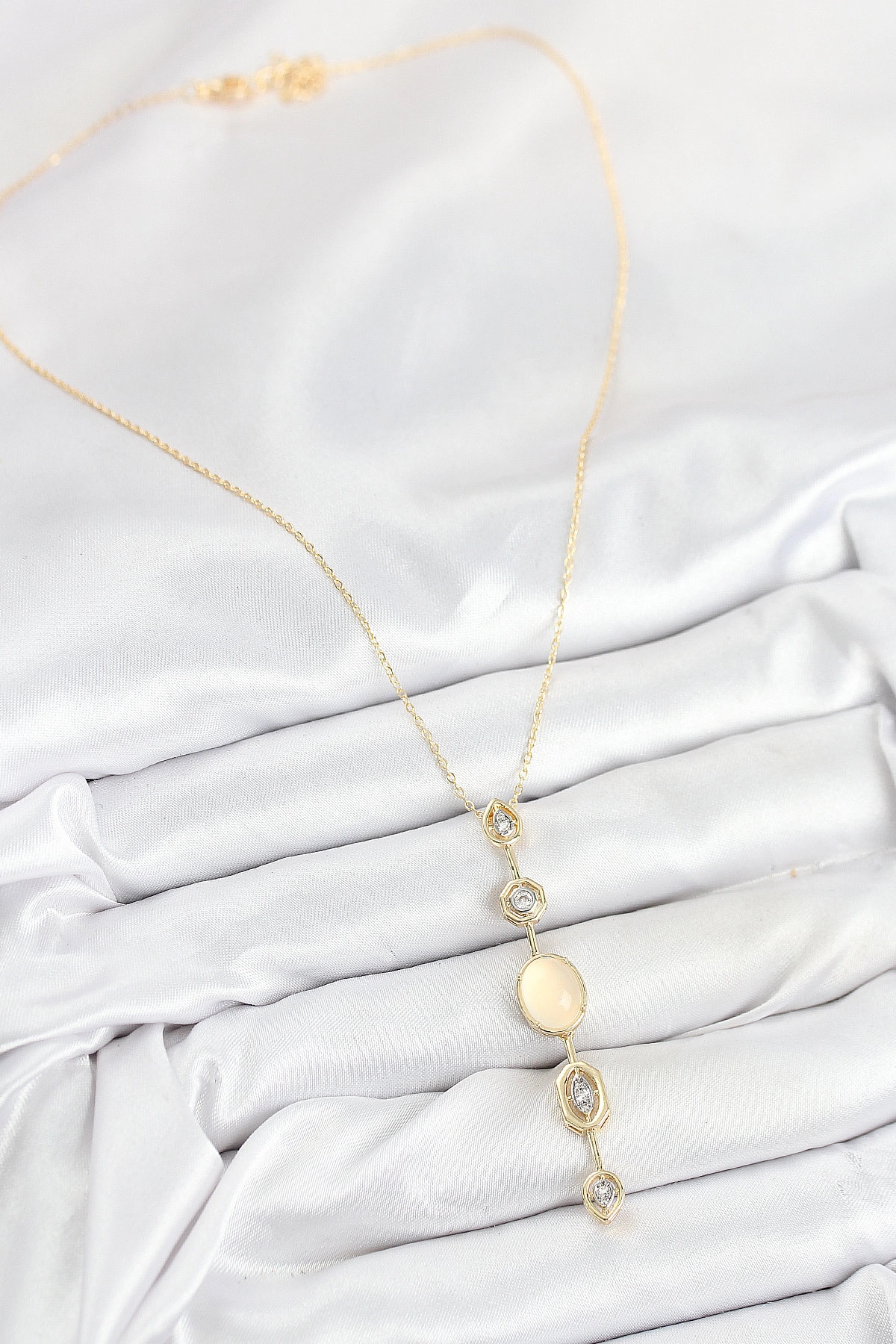 Pirinç Zincir Sarı Gold Renk Zirkon Taşlı Y Kolye-1