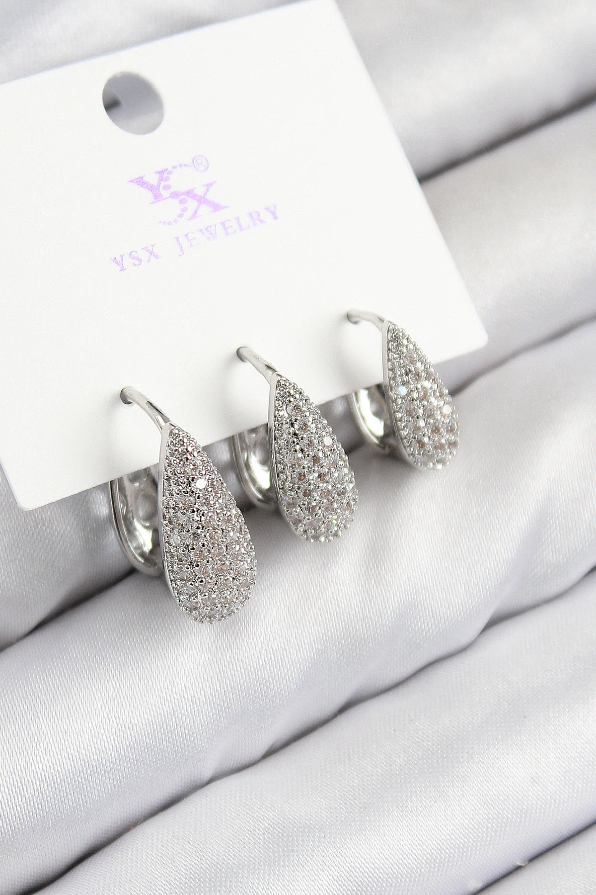 Pirinç Zirkon Taşlı 3'lü Damla Model Gümüş Renk Kadın Küpe-0