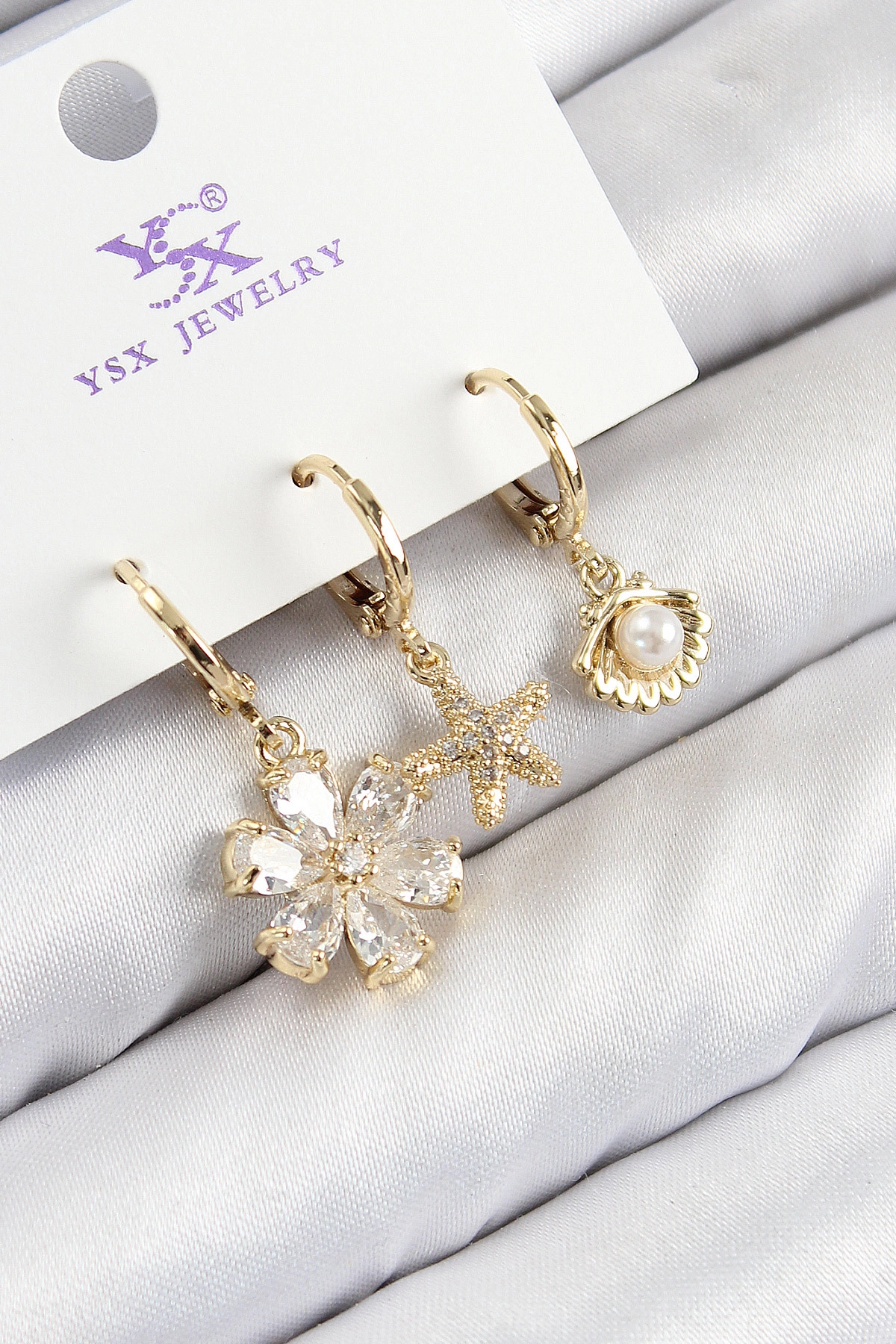 Pirinç Zirkon Taşlı 3'lü İstiridye Ve Çiçek Model Gold Renk Kadın Küpe-0