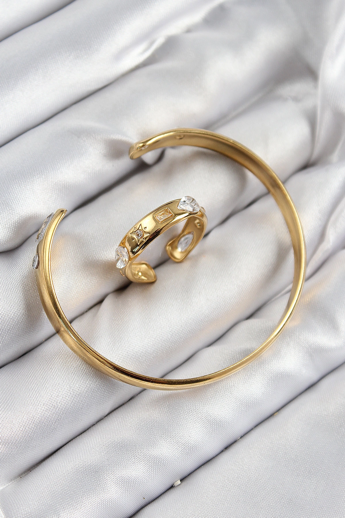 Pirinç Zirkon Taşlı Ayrık Model Gold Renk Bileklik Yüzük Set-1