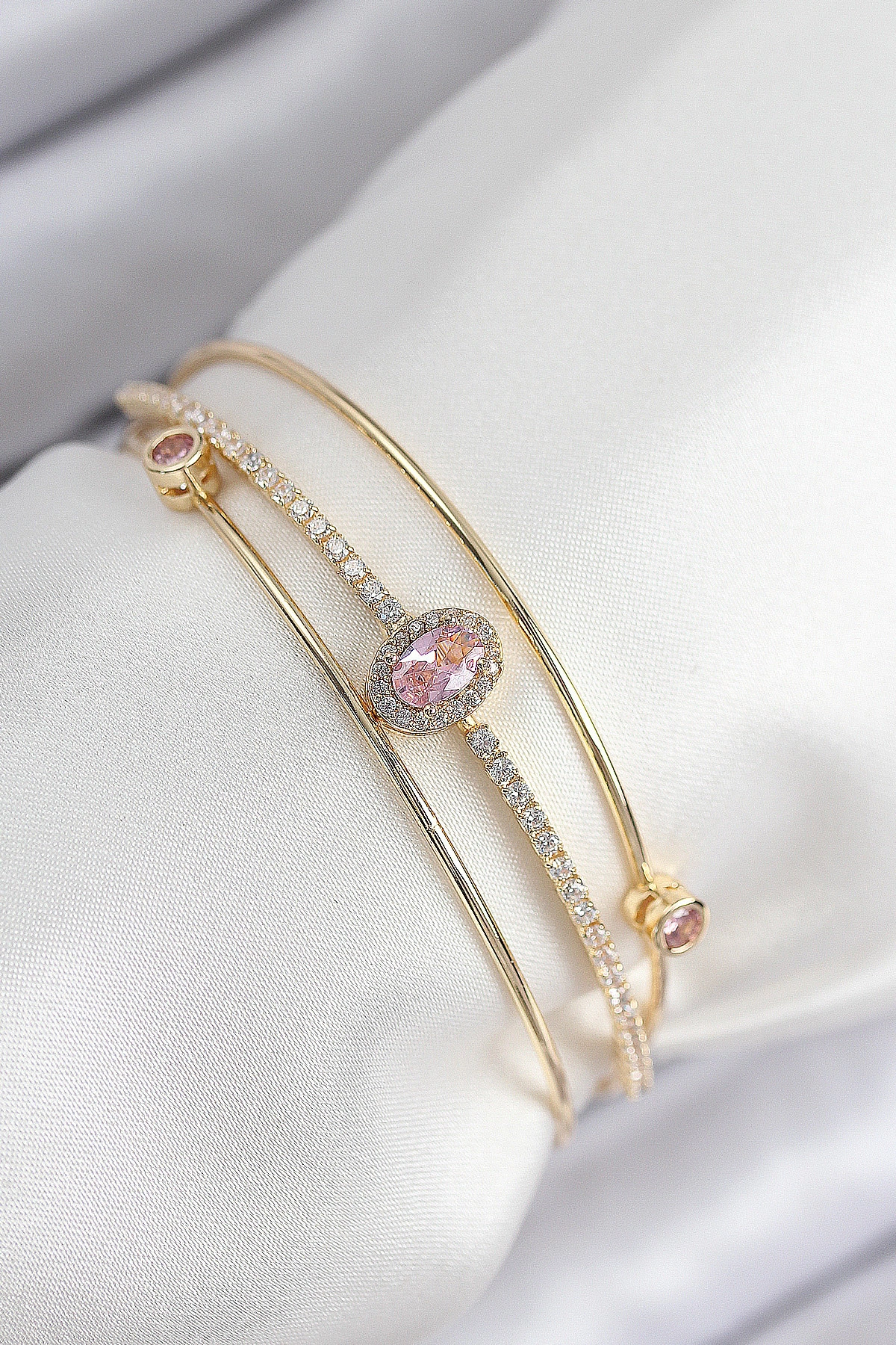 Pirinç Zirkon Taşlı Baget Model Gold Renk Kadın Bileklik-0