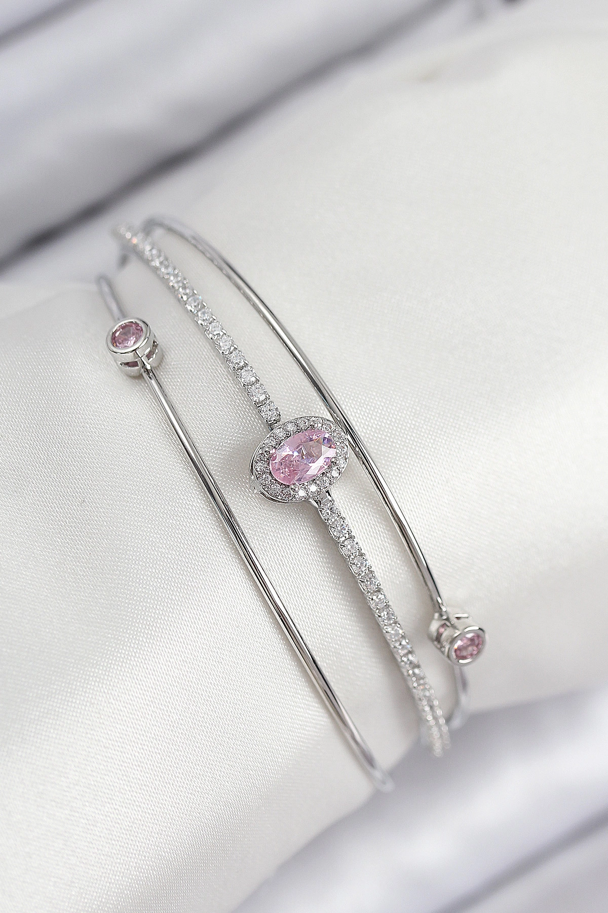 Pirinç Zirkon Taşlı Baget Model Gümüş Renk Kadın Bileklik-0