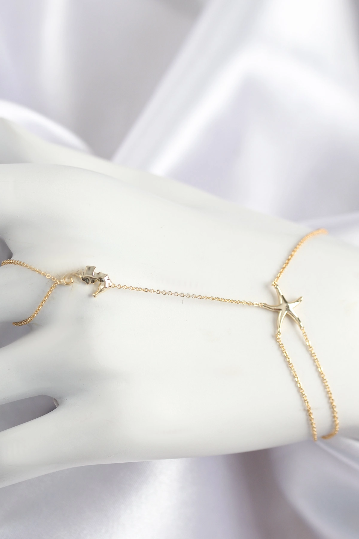 Pirinç Zirkon Taşlı Deniz Atı Ve Yıldız Model Gold Renk Şahmeran-0