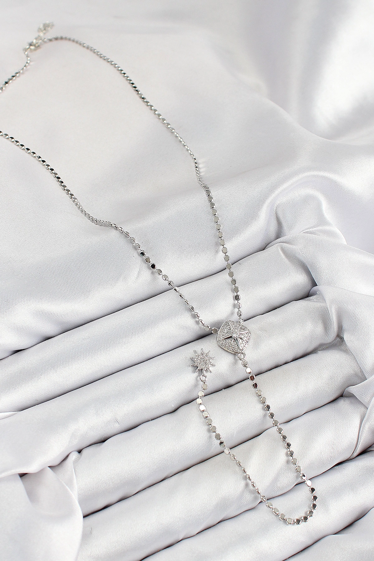 Pirinç Zirkon Taşlı Ezme Zincirli Madalyon Model Gümüş Renk Y Kolye-1