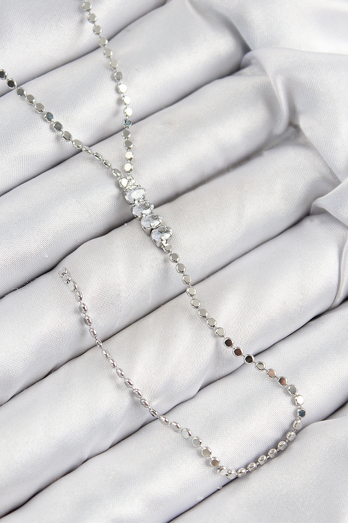 Pirinç Zirkon Taşlı Ezme Zincirli Model Gümüş Renk Y Kolye-0