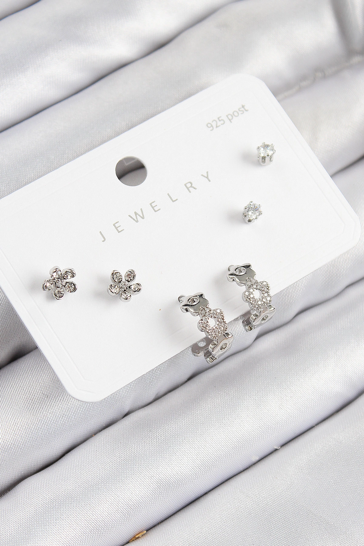 Pirinç Zirkon Taşlı Halka Model Gümüş Renk 925 Ayar Gümüş Çivi Kadın Küpe Set-0