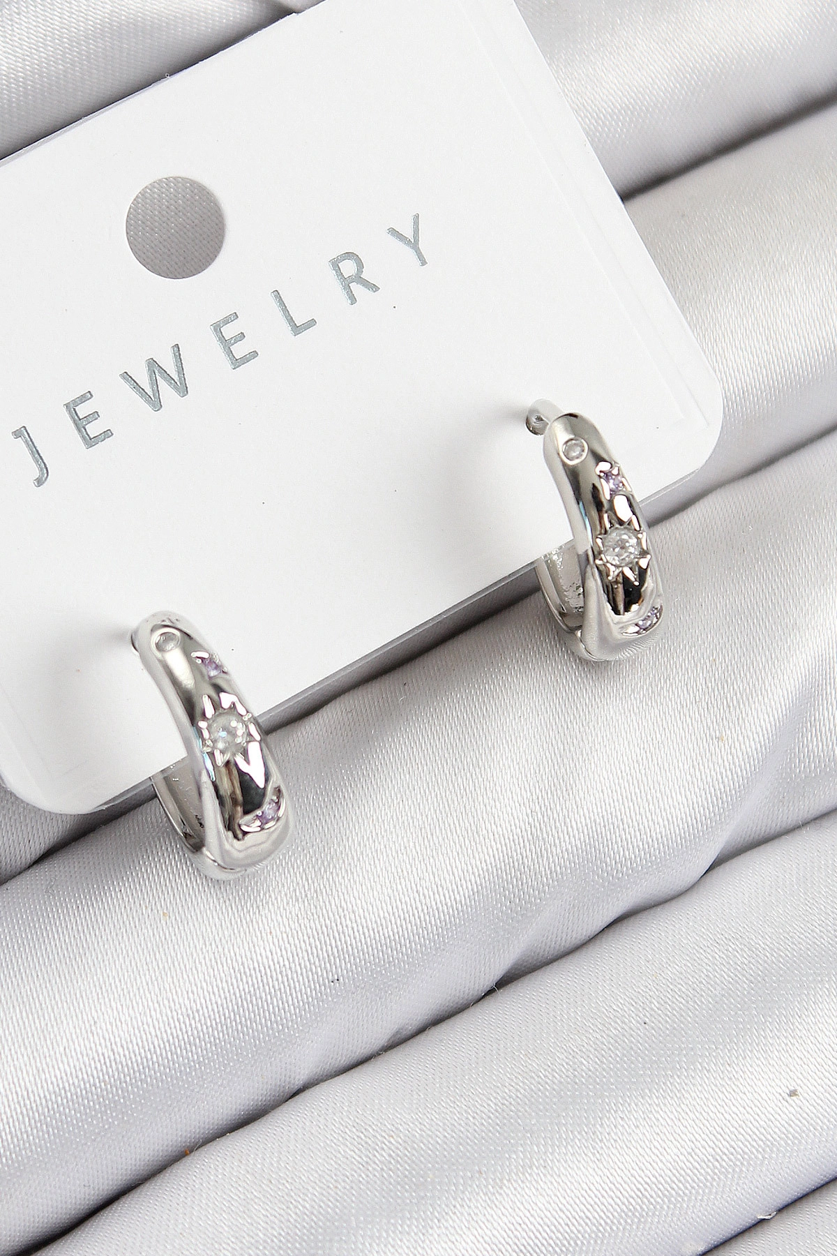 Pirinç Zirkon Taşlı Halka Model Gümüş Renk Kadın Küpe-0