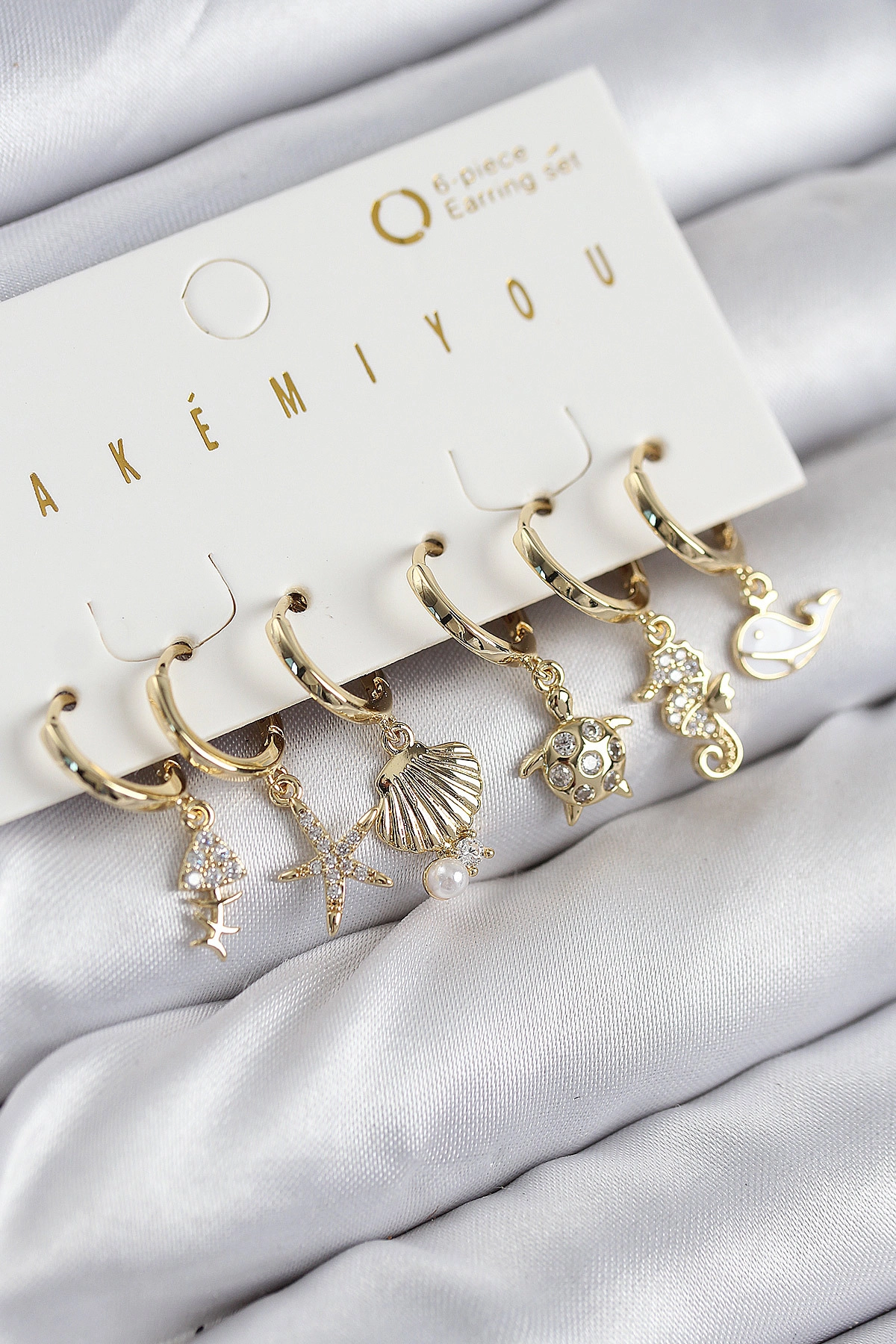 Pirinç Zirkon Taşlı İstiridye Balina Ve Yıldız Gold Renk 6'lı Küpe Set-0