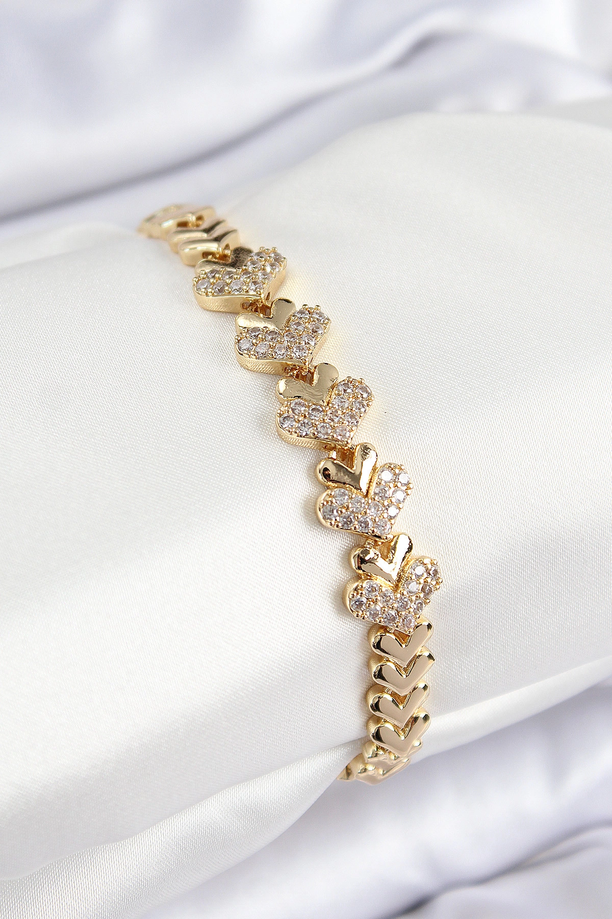 Pirinç Zirkon Taşlı Kalp Model Gold Renk Kadın Bileklik-0