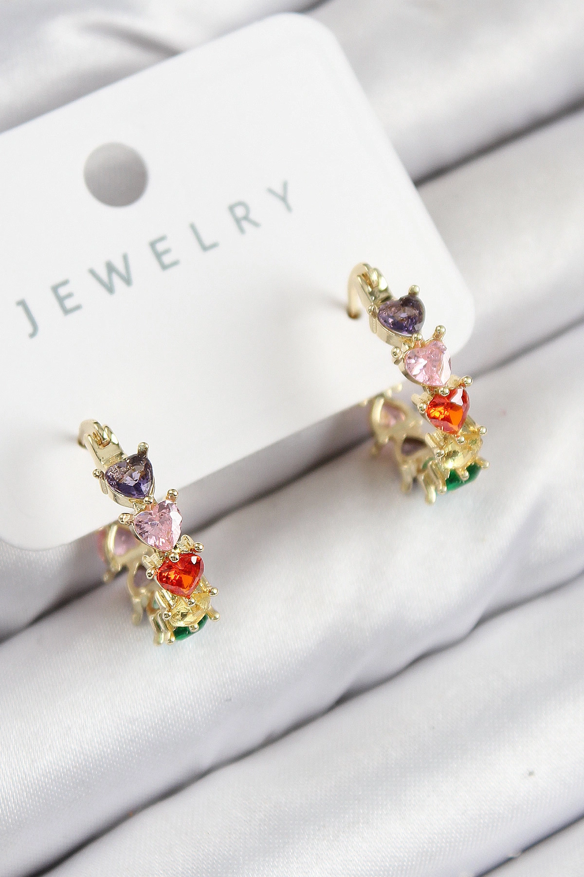 Pirinç Zirkon Taşlı Kalp Model Gold Renk Kadın Küpe-0