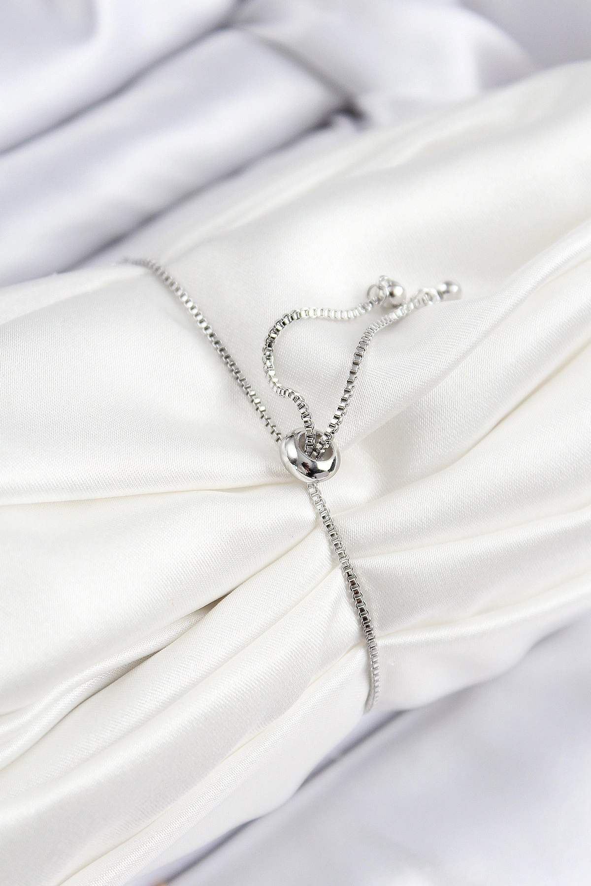 Pirinç Zirkon Taşlı Kelebek Model Gümüş Renk Asansörlü Kadın Bileklik-1