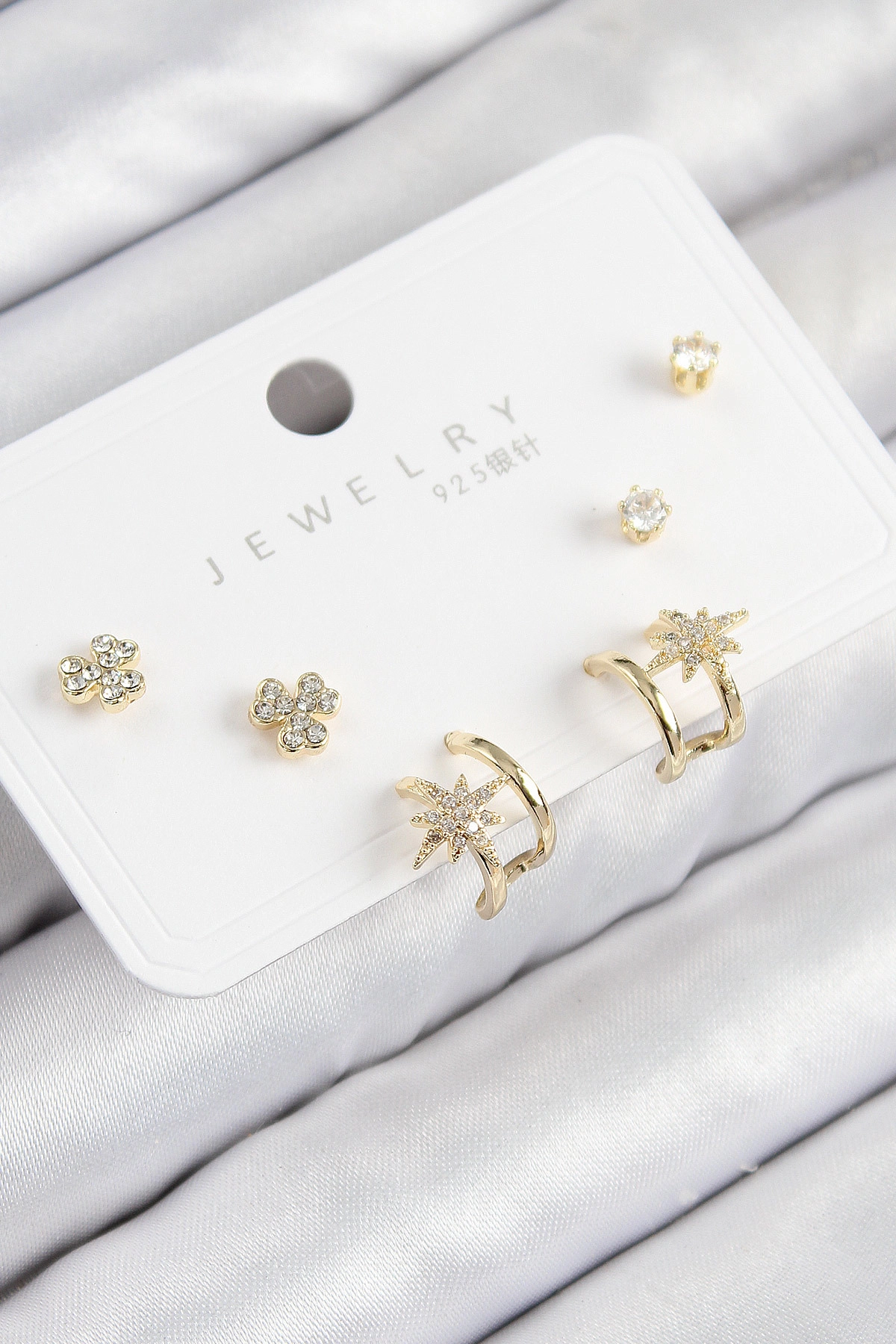 Pirinç Zirkon Taşlı Kutup Yıldızı Model Gold Renk 925 Ayar Gümüş Çivi Kadın Küpe Set-0