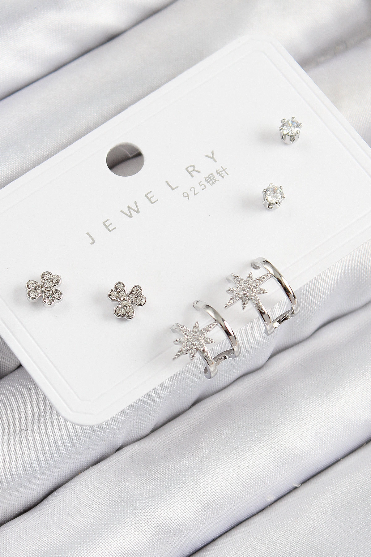 Pirinç Zirkon Taşlı Kutup Yıldızı Model Gümüş Renk 925 Ayar Gümüş Çivi Kadın Küpe Set-0