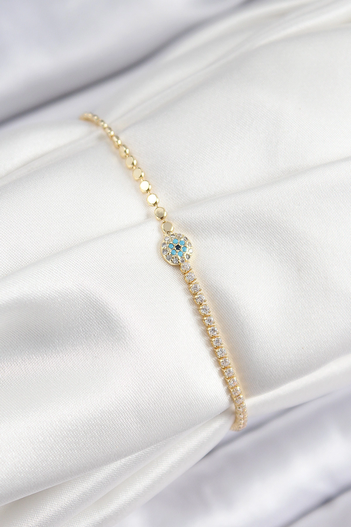 Pirinç Zirkon Taşlı Nazar Model Ezme Zincir Gold Renk Kadın Bileklik-0