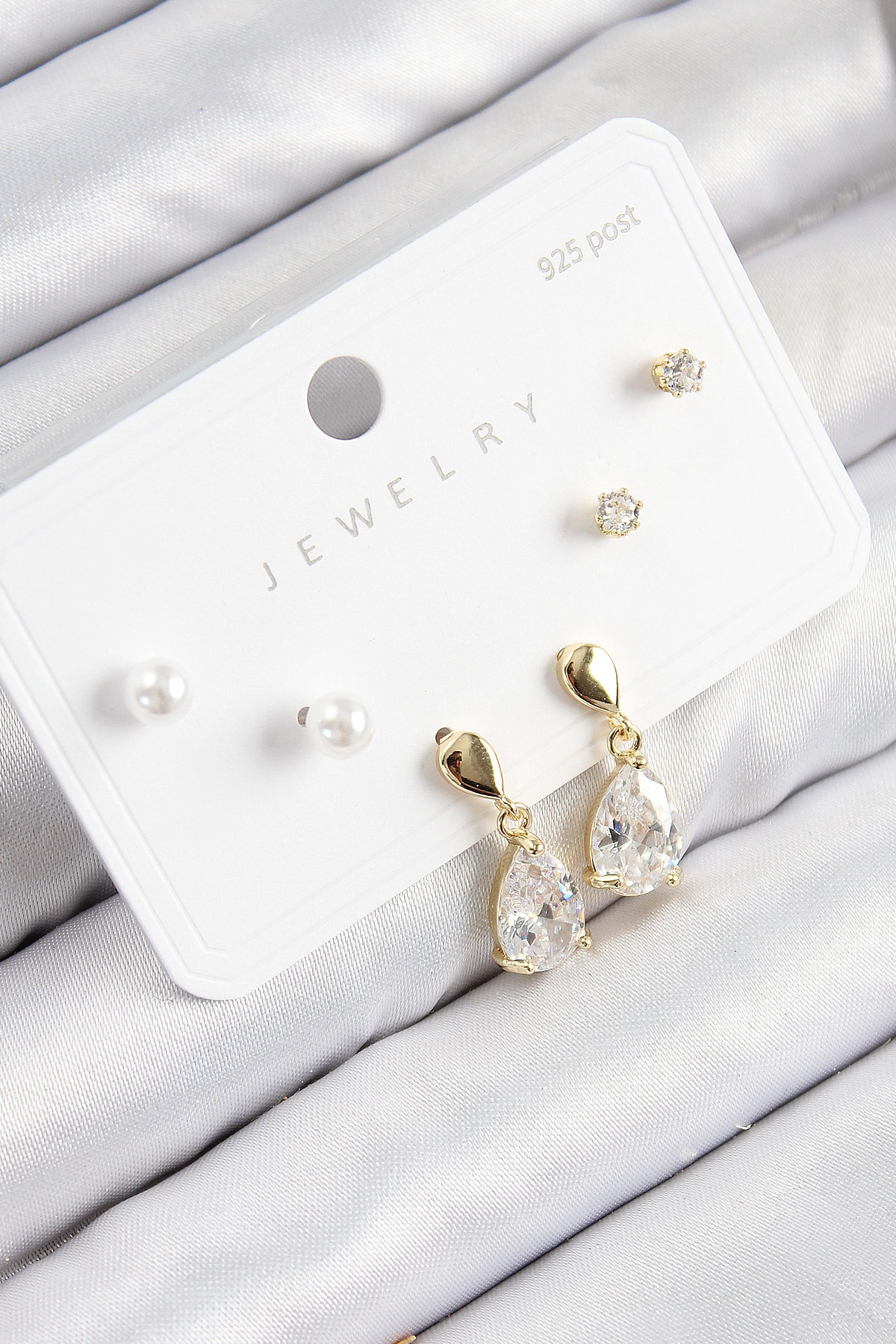 Pirinç Zirkon Taşlı Sallantılı Damla Model Gold Renk 925 Ayar Gümüş Çivi Kadın Küpe Set-0