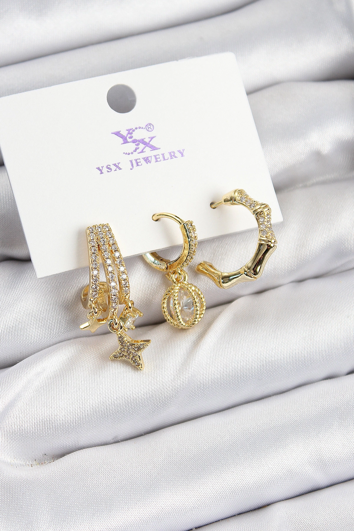 Pirinç Zİrkon Taşlı Sallantılı Yıldız Model Gold Renk 3'lü Kadın Küpe-0