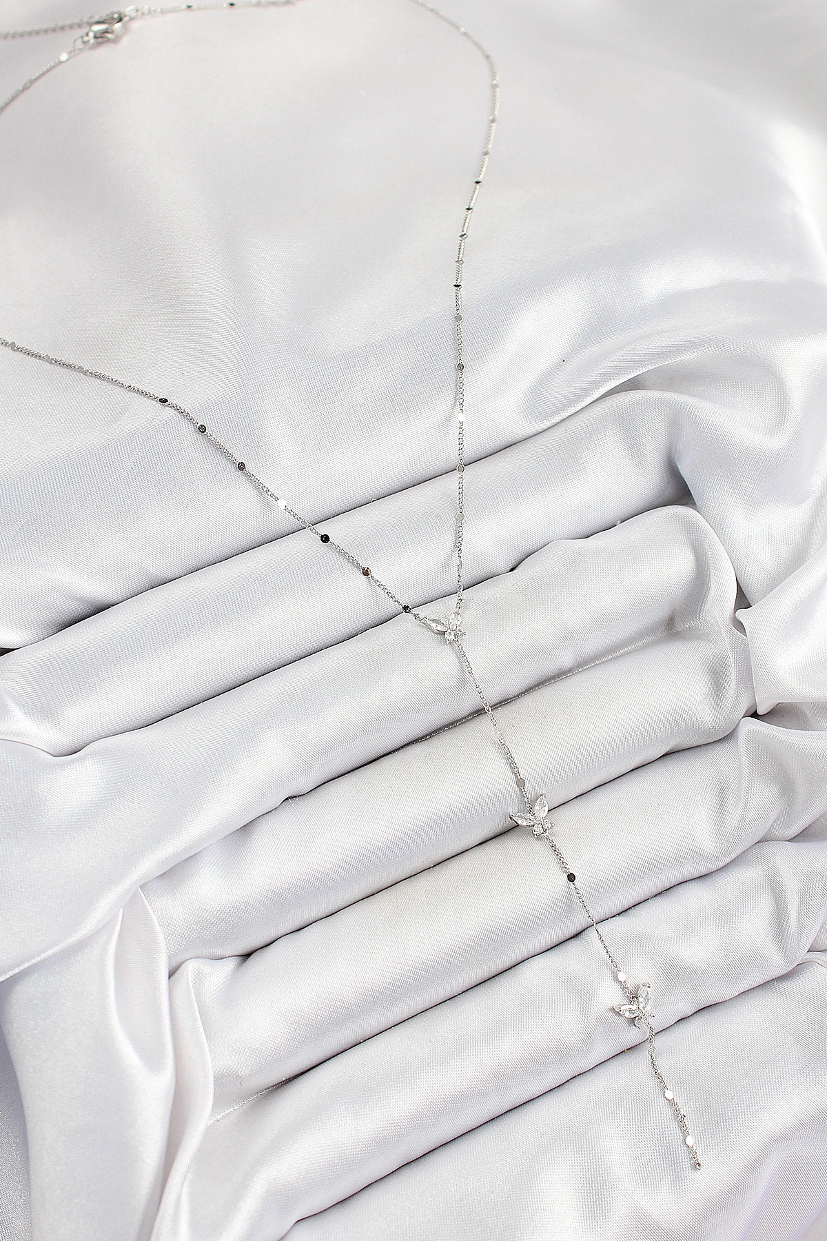 Pirinç Zirkon Taşlı Sıralı Kelebek Figürlü Y Model Gümüş Renk Kadın Kolye-1