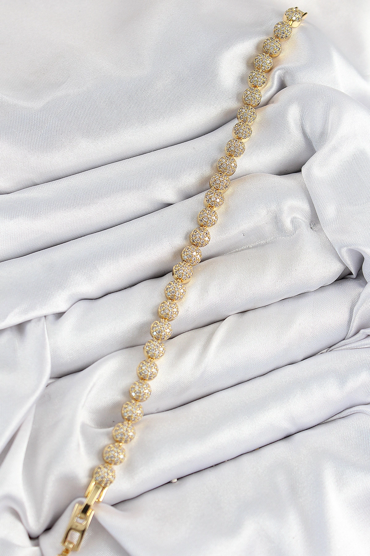 Pirinç Zirkon Taşlı Yarım Topcuk Model Gold Renk VIP Seri Kadın Bileklik-1