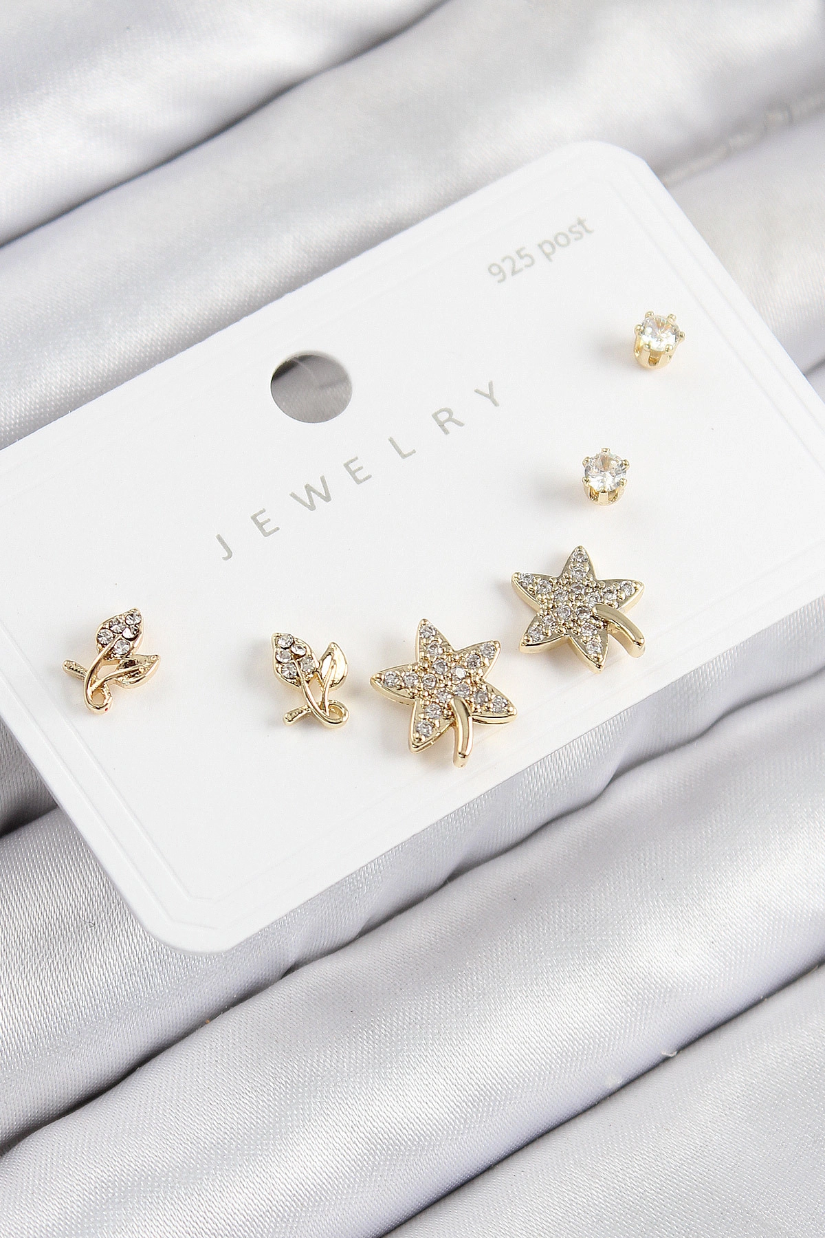 Pirinç Zirkon Taşlı Yıldız Ve Gül Model Gold Renk 925 Ayar Gümüş Çivi Kadın Küpe Set-0