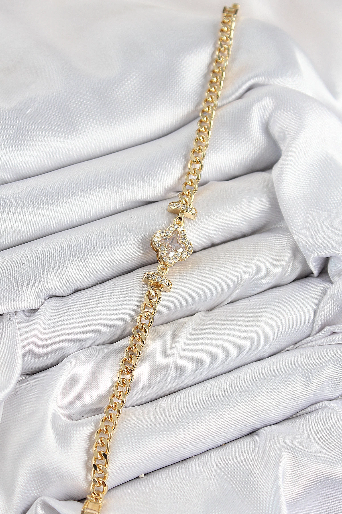 Pirinç Zirkon Taşlı Yonca Model Gold Renk Kadın Bileklik-1