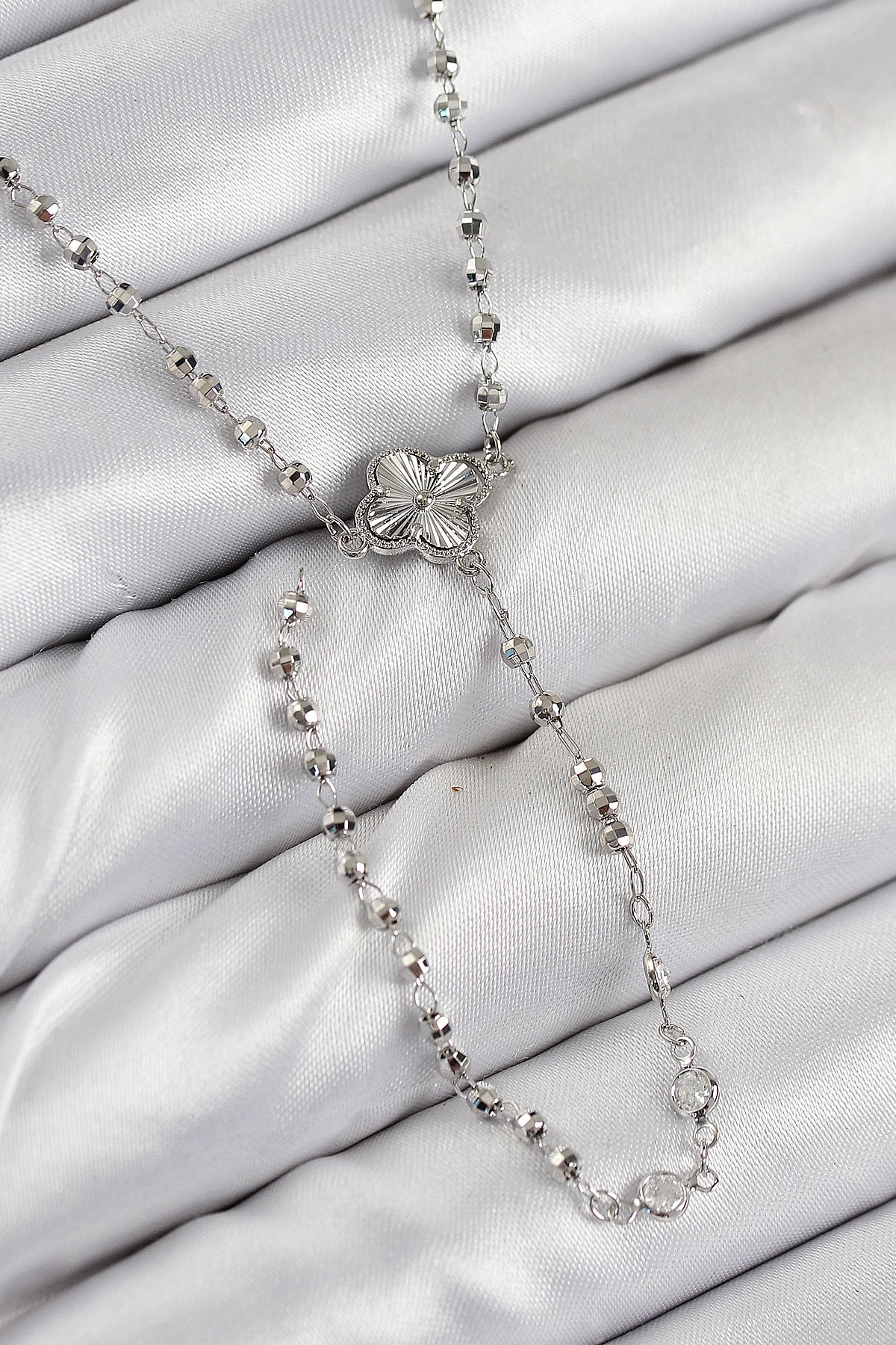 Pirinç Zirkon Taşlı Yonca Model Gümüş Renk Kadın Y Kolye-0