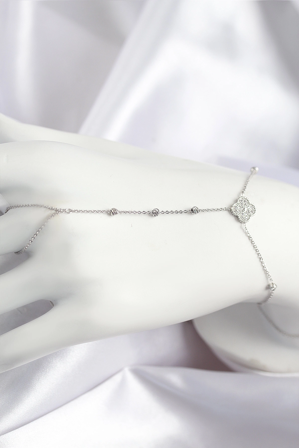 Pirinç Zirkon Taşlı Yonca Model Gümüş Renk Şahmeran-0