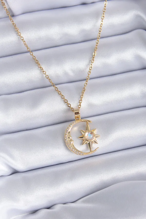 316L Çelik Gold Renk Zirkon Taşlı Ay Yıldız Model Kadın Kolye