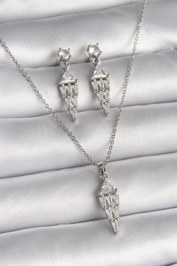 316L Çelik Gümüş Renk Zincir Sallantı Zirkon Taş Model Kadın Kolye Küpe Seti