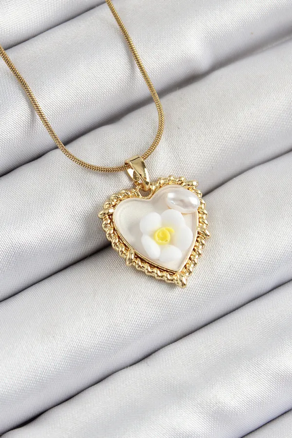 316L Çelik Zincir Beyaz Sanatsal Portre İnci Detaylı Papatya Figürlü Kalp Model Gold Renk Kadın