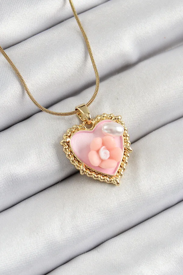 316L Çelik Zincir Pembe Sanatsal Portre İnci Detaylı Papatya Figürlü Kalp Model Gold Renk Kadın