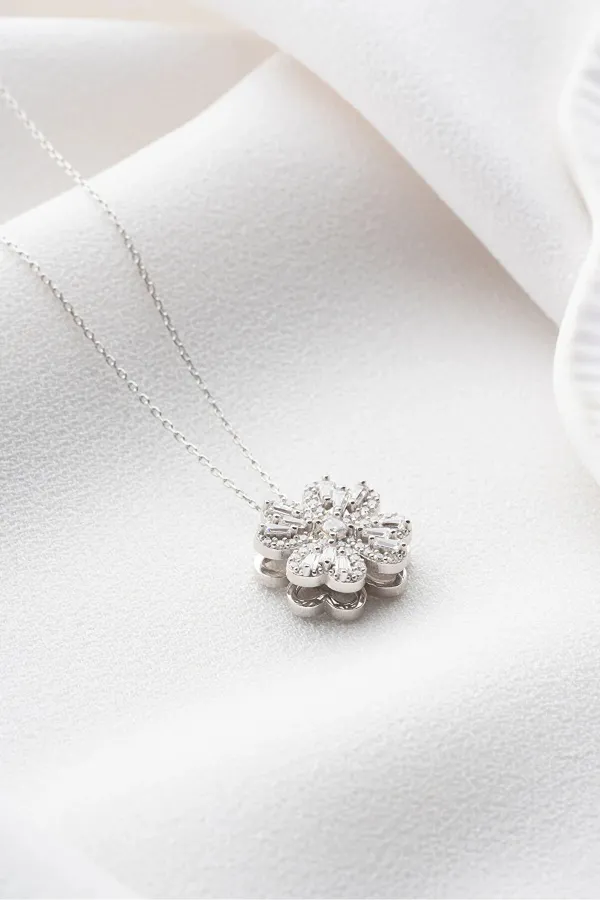 Dönen Yonca Kolye | 316l Çelik - Kararmaz | Hediye Kadın