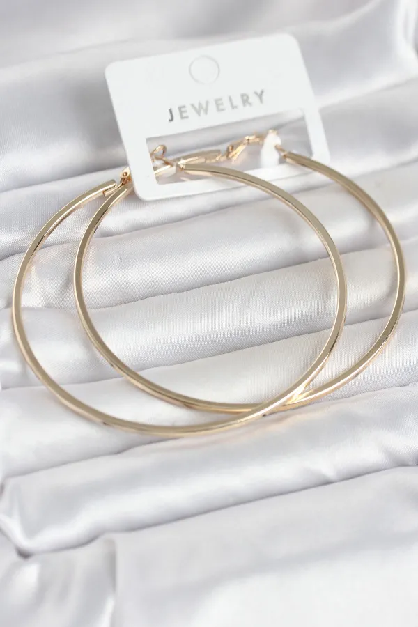 Gold Renk Pirinç Köşeli Kenar Halka 72 mm Kadın Küpe