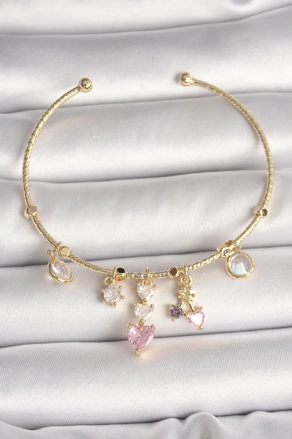 Pirinç Gold Renk Sallantı Zirkon Taşlı Kalp Figür Pembe Kalp Detay Charm Kadın Bileklik