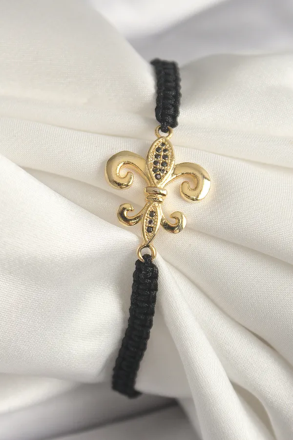 Pirinç Gold Renk Zirkon Taş İşlemeli Zambak Figür Asansörlü Makrome Model Kadın Bileklik