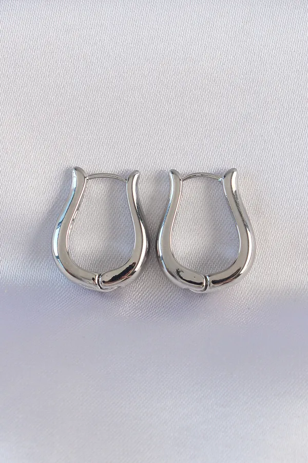 Pirinç Gümüş Renk İçi Boş Gül Küpe