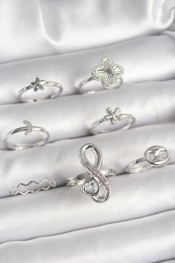 Pirinç Gümüş Renk Yonca Figür Sonsuzluk Zirkon Taşlı Kalp Detay Kadın Yüzük Seti