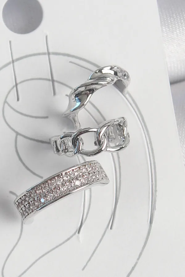 Pirinç Gümüş Renk Zirkon Taşlı 3'Lü Zincir Sarmal Model Kadın Kıkırdak Küpe