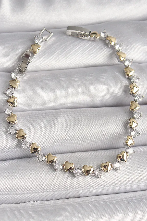 Pirinç Gümüş Renk Zirkon Taşlı Gold Kalpli VIP Seri Kadın Bileklik
