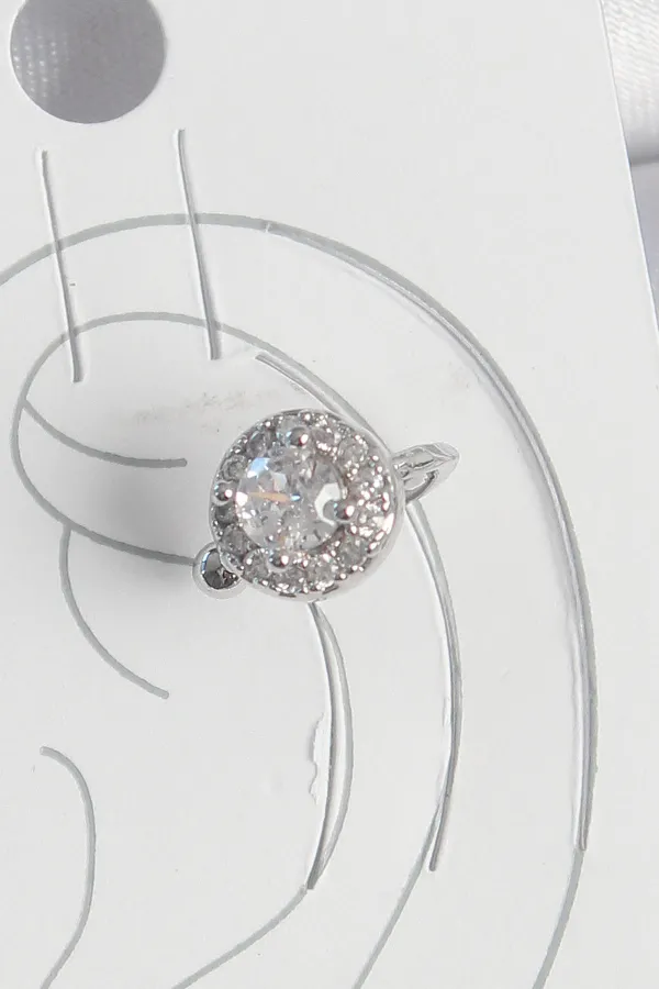 Pirinç Gümüş Renk Zirkon Taşlı Kadın Kıkırdak Model Küpe