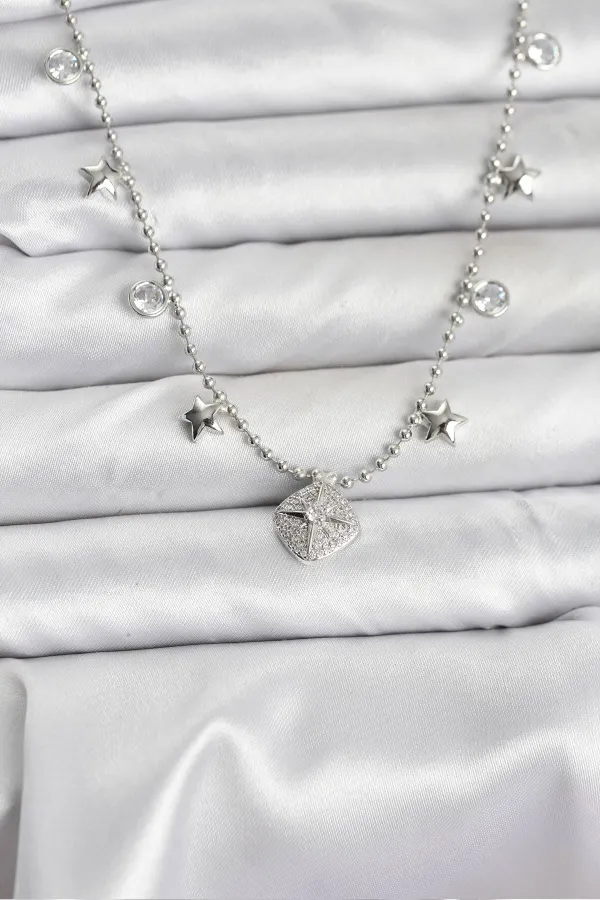 Pirinç Gümüş Renk Zirkon Taşlı Kutup Yıldızı Model Kadın Kolye